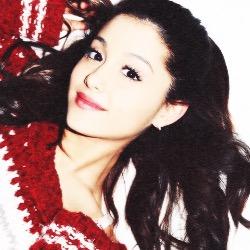 ~Never give up on something you Love |5sos fam ❤️| Arianator ❤️| Swifty ❤️| Directioner ❤️| Also a wattpad writer @shine_4 |