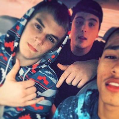 Xbox One Ametur COD player for CompeL Gaming! Going Pro! Anyone wanna try and join let me know! supporter of the #greenwall