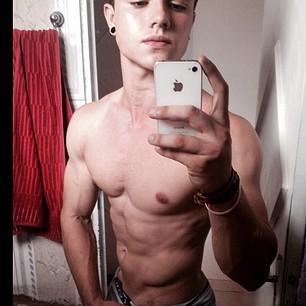 Soy Un Chico,Geneal,Compartido,Divertido.Etc Sigueme & Te Sigo❤️.