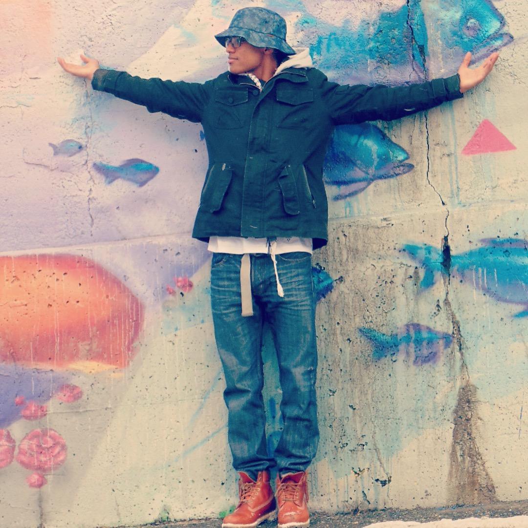 Rapper (Emcee)/Model/Dancer/Actor Instagram: Herbert__Herbz                   Facebook: Herbert Herbz
Booking: Pmhdelphin@gmail.com