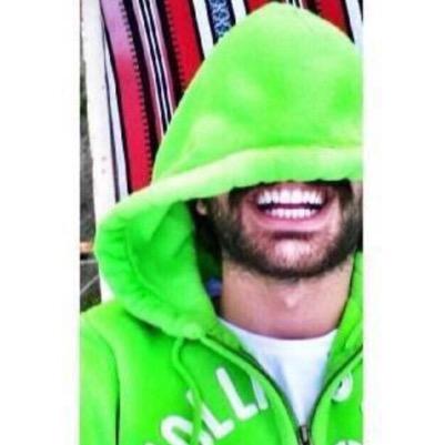 Sul6an_alSubi3e's profile picture. حاصرني واقع ، لا اجيد قرائته !