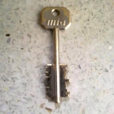 Cerrajeros Mostoles trabaja las 24 horas, presta servicio a todos los habitantes de Mostoles! 
Llamenos!