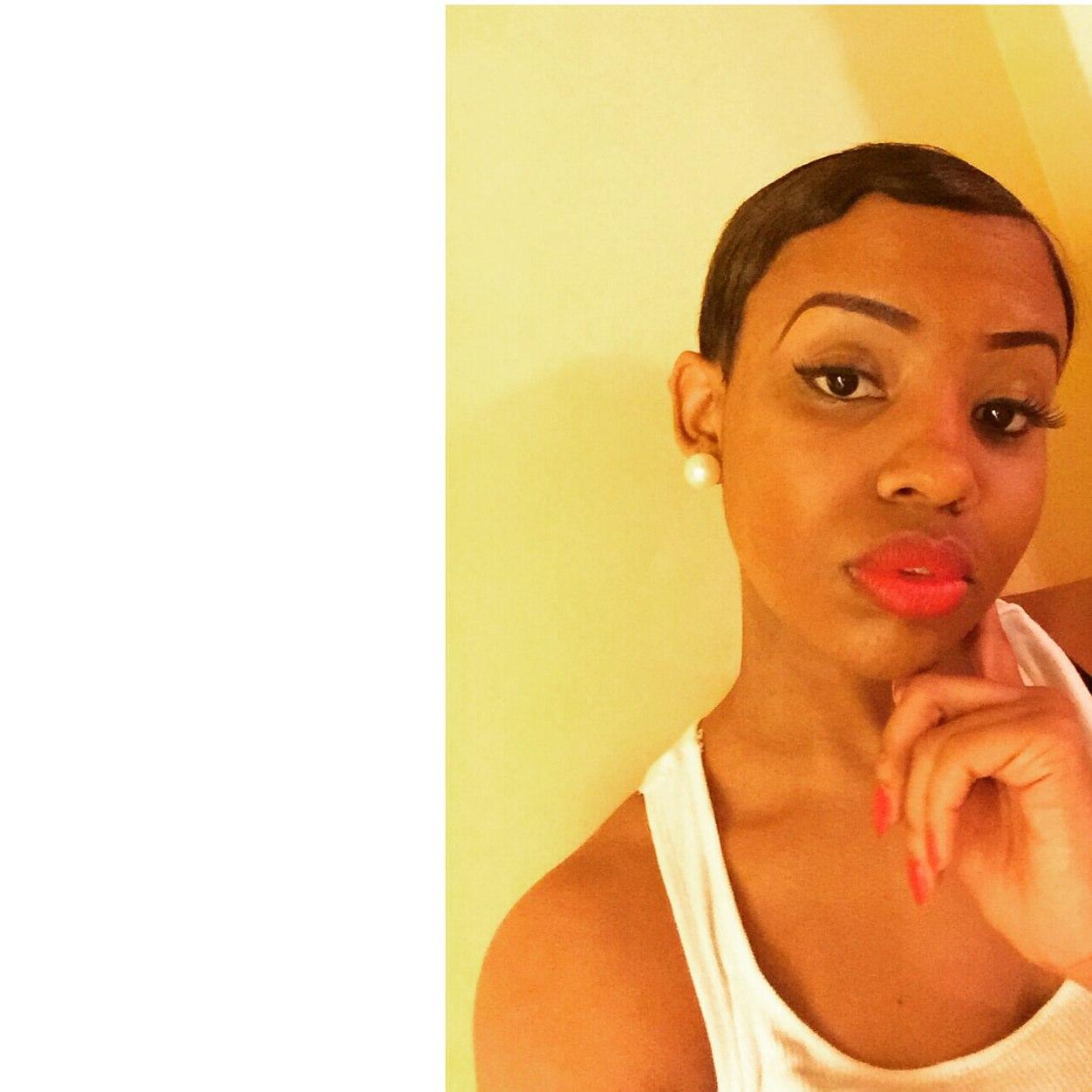 Victoria_rouge's profile picture. I love jesus☝ Lover of fashion /Wardrobe stylest http://t.co/vAxuwdl3RS