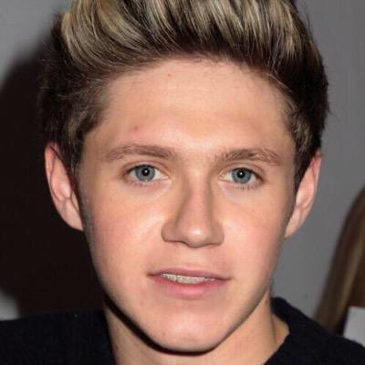 please follow @insatiablehoran !!