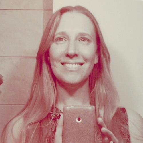 Corina Glas