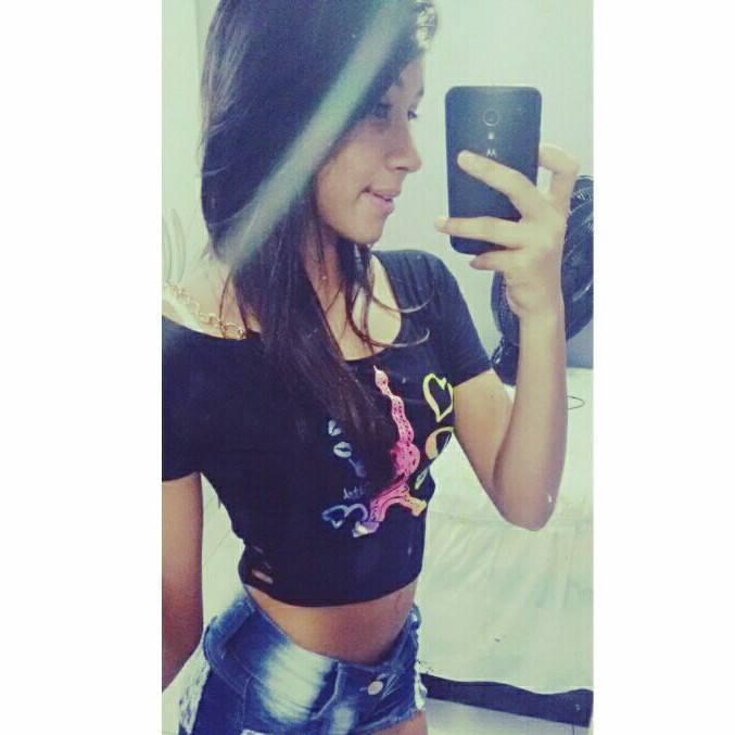 Todo mundo comenta de tão bonita que é , aonde chega chama até atenção de mulher ♪♫