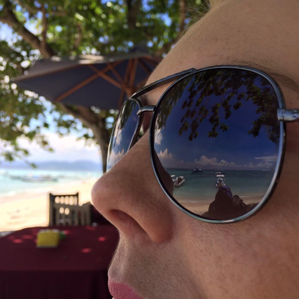Explorer of the world. Entrepreneur. Lover of life and all the good things.