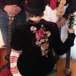 Music of, by and for the Southland!! First cd, 'Picks 'n Vittles' available now: https://t.co/6hu1HWidob