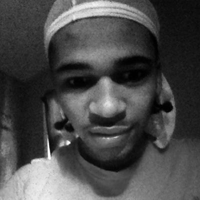 Follow me zoe and whoas