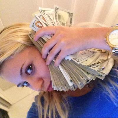 BriaaaBro's profile picture. 