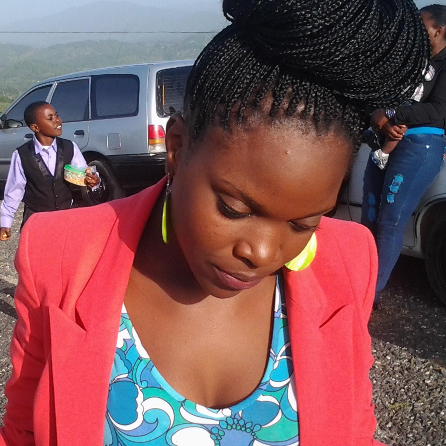 stace_smith7's profile picture. 