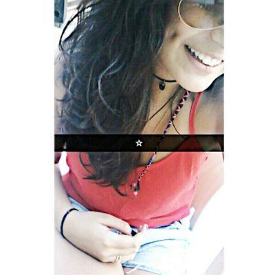 Tudo mentira, o tempo não cura porra nenhuma, o que cura é vc começar a ter vergonha na cara e para de ser trouxa.