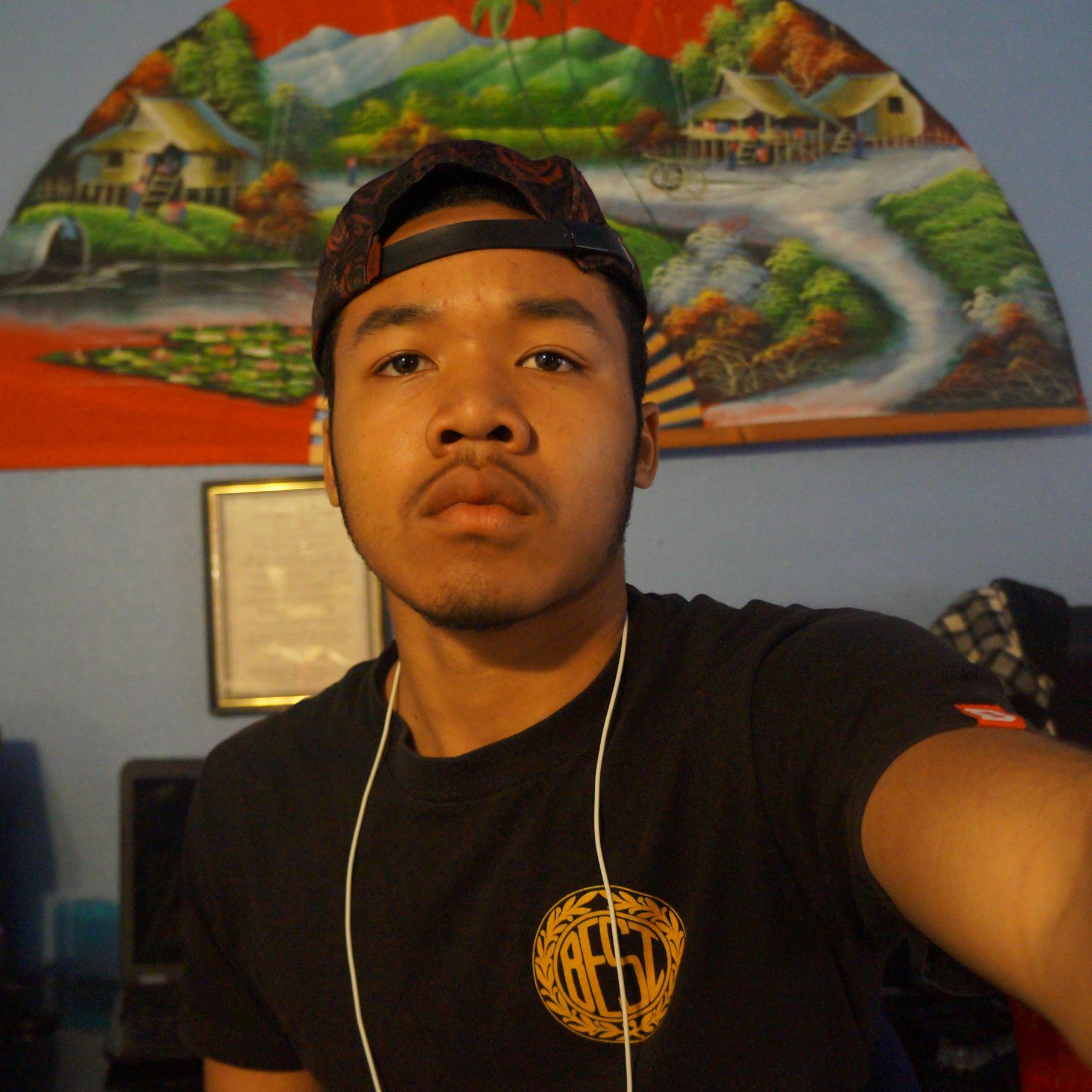 Get ya phresh dosage of ROYAL entertainment from ya boy!