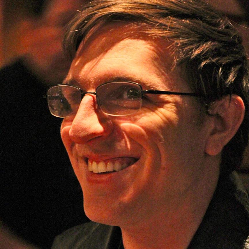 Author of the BookClark blog, specializing in book reviews and book-to-film adaptations.