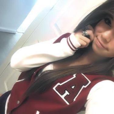 lizbeth_6302's profile picture. i love the ocean❤️ its my life i literally grew up with it i go there to do everything homework surf or even cry because i love it ♥️ no one can take it ♥️