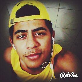 Eu sou da PAZ,

Eu sou do BEM,

Mas se liga, 
NÃO abaixo a cabeça 
pra ninguém.