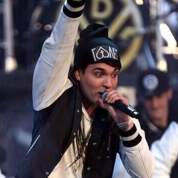 ImWhoarrior's profile picture. DWW BIGGEST FAN! I PARTY FOR MY LIFE AND I STAY DOWN WITH WEBSTER FOREVER! I'M THE ONE IN A MILLION! BLAHAHA! YUPP! #OHLORD