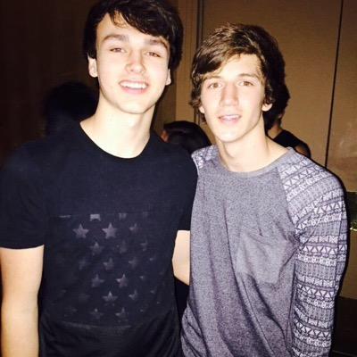 PLEASE FOLLOW @baaronftjacob for giving you a free follow