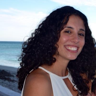 Social media manager at FPL (Thoughts here are my own.) Loves big cities, tropical life and traveling the world.