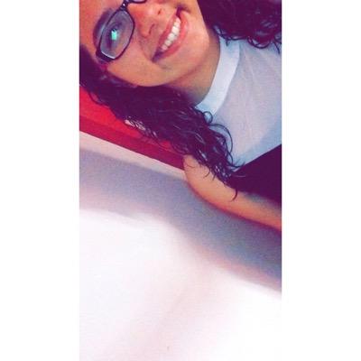 MelaniieDelgado's profile picture. 