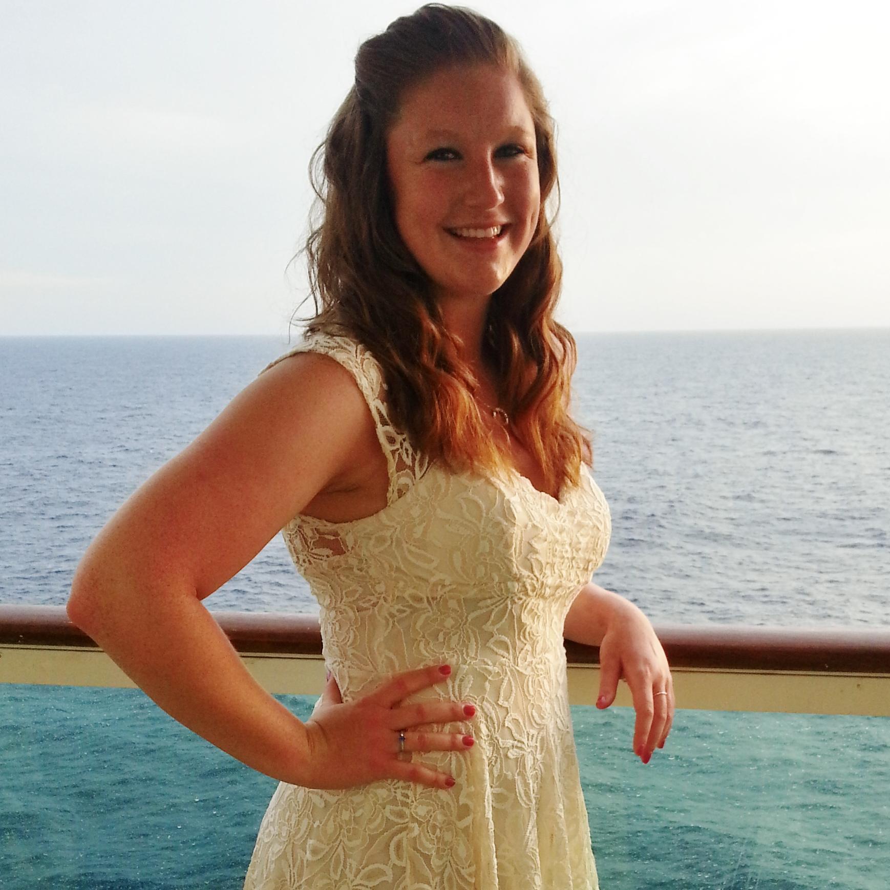 lexie_frank's profile picture. Loves WMU, John Mayer, traveling, drinking coffee, and all things teal. :)