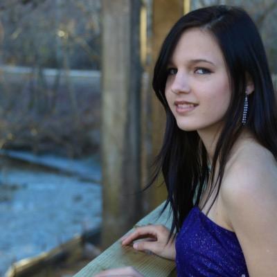 Profile Picture of Alexis Katerina Lum (@alexiskatlum) on Twitter