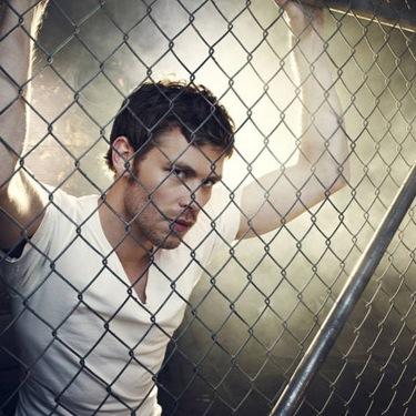 ~Don't underestimate the allure of Darkness. Even the purest of hearts are drawn to it.~ •TVD/TO•Single•MC•AU•Bisexual•