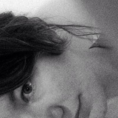 heroinepretend's profile picture. This will be a pretty poor representation of my life. She/her.