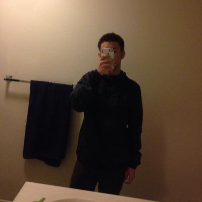 Everardo__'s profile picture. Gent of Desire