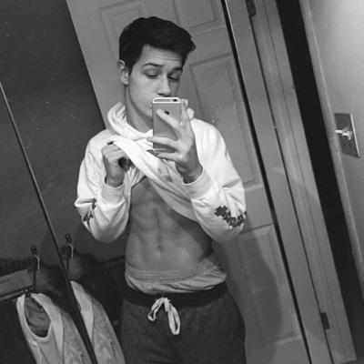 official fan account for the #FrickFamily @harrisonjacob_ is daddy af