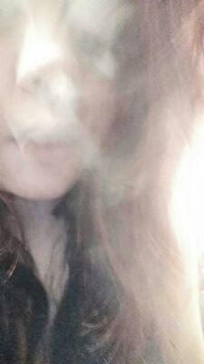 imaloneinmymind's profile picture. self harmer | anorexia | anxiety | seventeen | just my thoughts