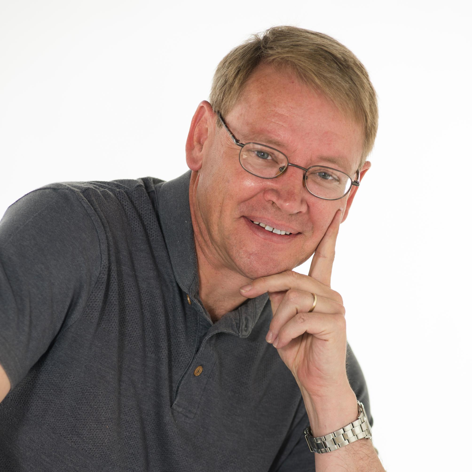 Managing Director at Palanga Publishing and Young Readers Author.