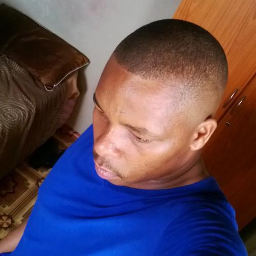 Dj/producer:life is gift.i believe/I'm dreamer n I'm music lover. For bookings z 073428100/wonderzondi@live.com