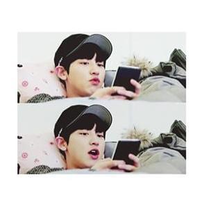 ChanyeolOppa12's profile picture. 