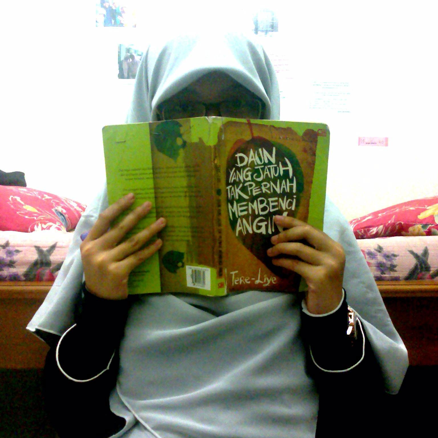 Srie30S's profile picture. Allah SWT | Baginda Nabi Muhammad SAW | Sepasang Bidadari | Ikhtiar Doa dan Berserah Diri PadaNya | FIGOSC | Mention for Folback ^^