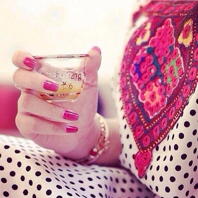 وقـد نجـدُ جمال الحيـــــاة .. في 
كلمات بسيطة .. من أشخاص نحبهـم ...
