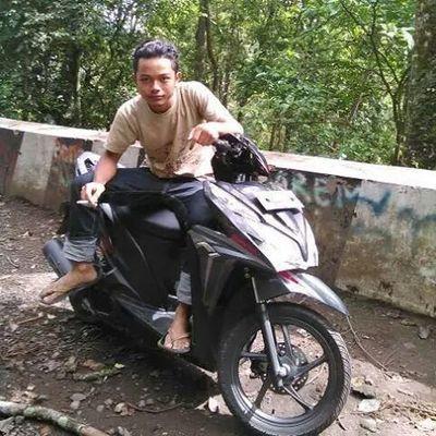 dee6a7e9270c4f4's profile picture. VIKING.persib jiwa raga q