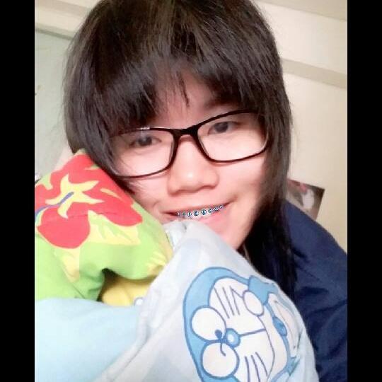 ชีวิตของผู้หญิงเซอร์ ๆ กับสตรีทโฟโต้กราฟี้ ฟังเพลงเพื่อชีวิต แต่ชีวิตจริงกูร็อค.
