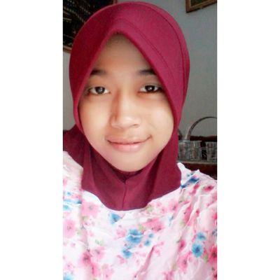 restirestoo's profile picture. hijrah ke @permatadevi_