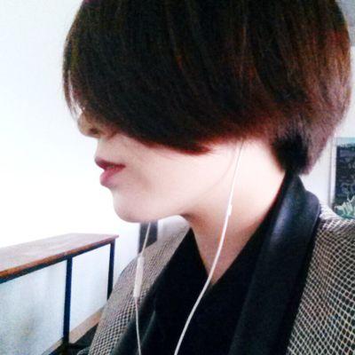 Je suis à la recherche d'Alice. Avez-vous vue?  간혹 당신에게 일방적이기도 하다.