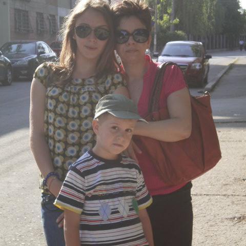 mirelaroman72's profile picture. 