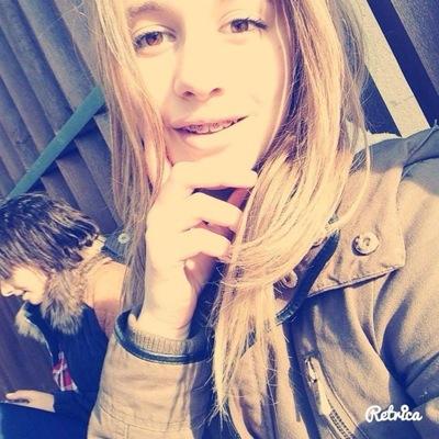 Noemie_drew1994's profile picture. hey, i am belieber and smiler, girl frensh from cognac ... skate etc ...