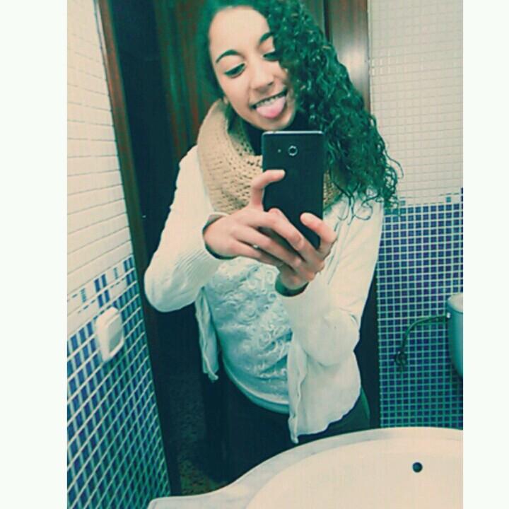 Ellas son insuperables, no las cambiaria por nada. E aprendido que todo llega, todo pasa y todo cambia. ~NEVER GIVE UP ~