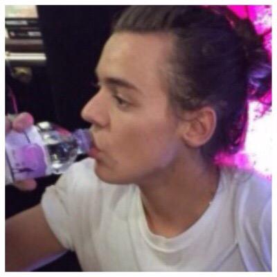 layouttesting44's profile picture.