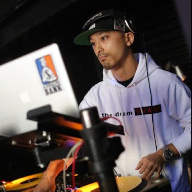 DJ IPPEI (D.StealthBank)

Ichinomiya Aichi Japan