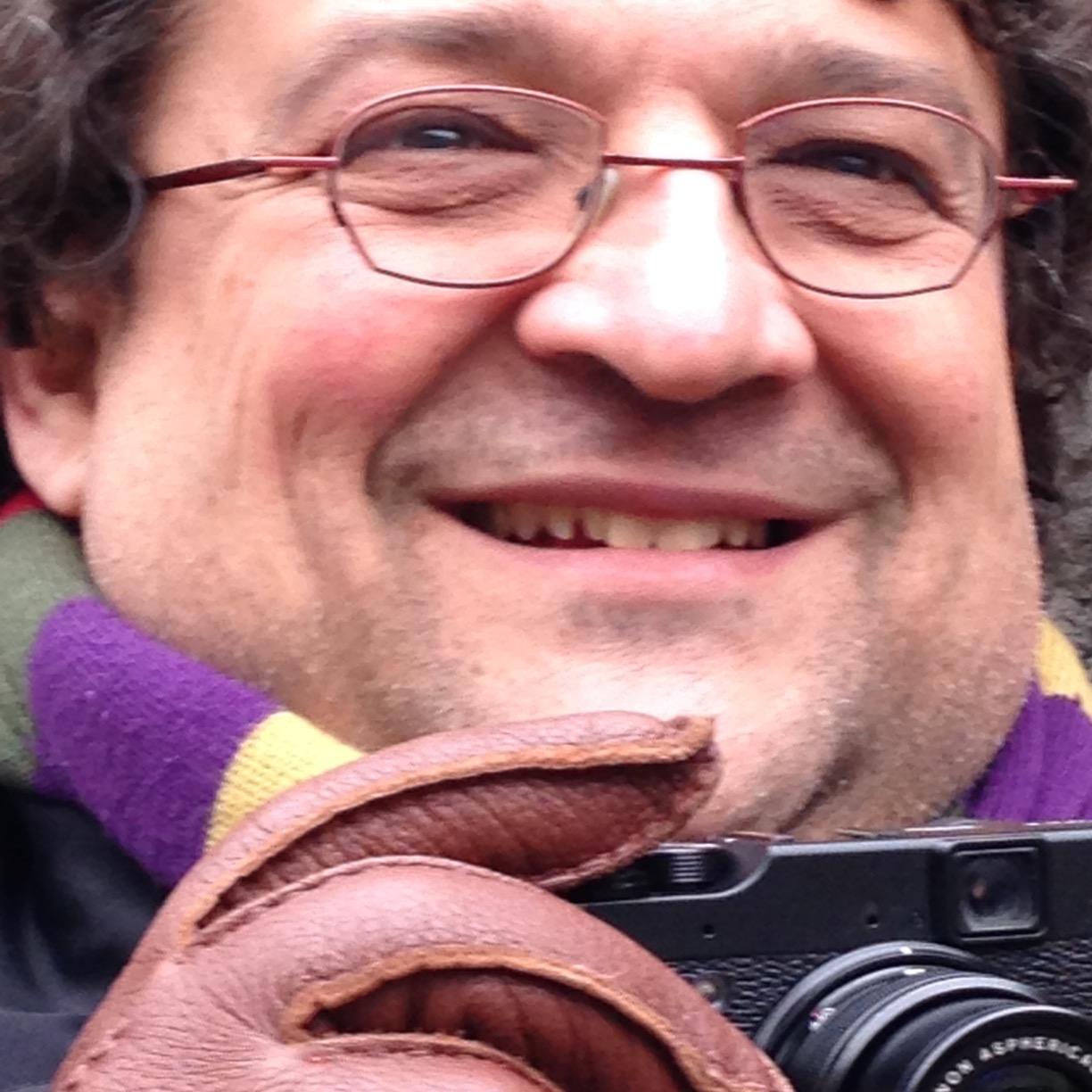 FRANKGNURILLO's profile picture. Sono un medico, amo la mia famiglia, viaggiare, mangiare, leggere. Sono un sindacalista.