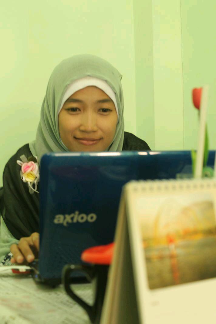 try to be a good muslimah...