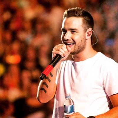 Free Follow from @sweatyliam_ . Plz follow me back there OR rt these https://t.co/5DIXbn46JF it's so important to me .. Thx
