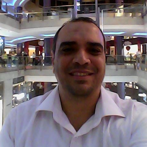 ElarabyRefaat's profile picture. 