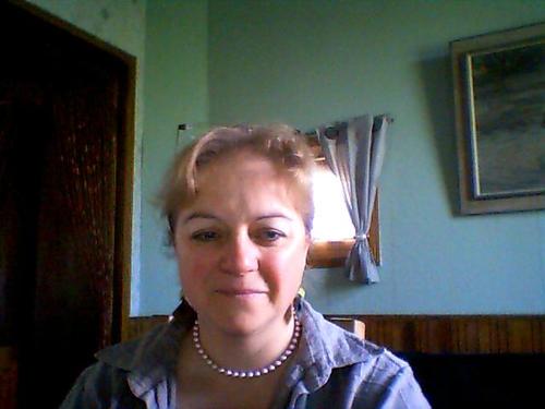 manoir62's profile picture. Une mère au foyer, et propriétaire de chambres d'hôte, une écologiste, une spirite et une passionnée de la vie ...